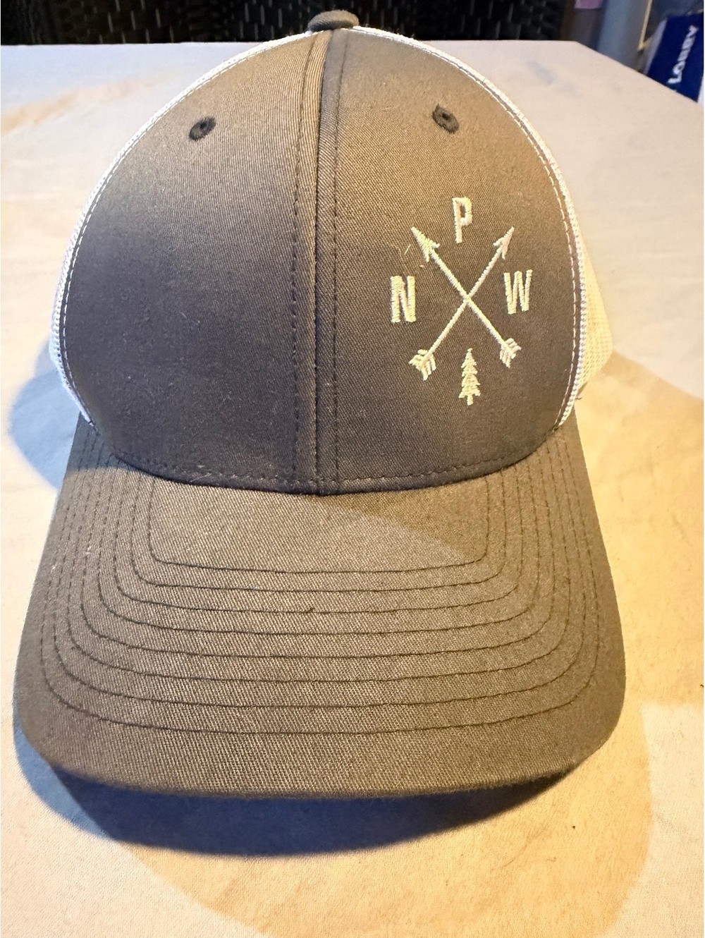 Yupoong The Classics Gray and White Mesh Baseball Cap with Arrow Design